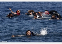 اليونان: غرق قارب ينقل مئات المهاجرين في المتوسط