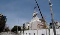تمثال بورقيبة يعود إلى قلب العاصمة التونسية بعد 29 عاماً