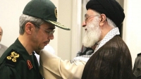 الاضطرابات القومية تطيح برئيس اركان القوات المسلحة الايرانية