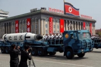الصين تدافع عن نفسها بعد ظهور مركبات صينية تحمل صواريخ كورية شمالية