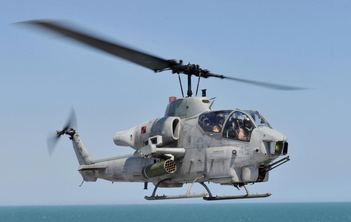 اضغط على الصورة لعرض أكبر. 

الإسم:	AH-1W_Super_Cobra_assigned_to_HMLA_167.jpg 
مشاهدات:	170 
الحجم:	55.7 كيلوبايت 
الهوية:	493182