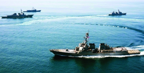 أميركا والصين تتنافسان للهيمنة عسكرياً على غرب المحيط الهادي