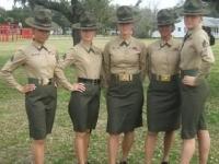 صور عارية لنساء في المارينز تثير فضيحة في الجيش الأميركي