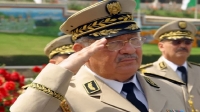 رئيس الأركان الجزائري يدعو الجيش للتأهب على الحدود مع مالي