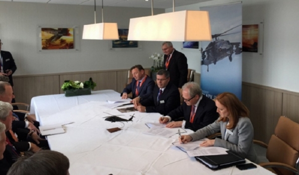 Sikorsky, PZL Mielec and PGZ Ink New Agreement For BLACK HAWK Co-Operation at Farnborough International Airshow