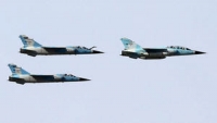 كوغر: طيارون إيرانيون يشاركون بقصف المدنيين في سوريا