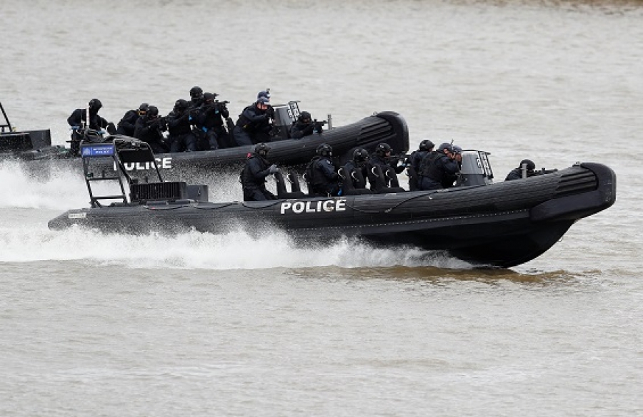 شرطة بريطانيا تجري محاكاة لهجوم إرهابي على نهر التايمز