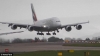 فيديو مثير لطائرة ايرباص A380 تصارع الرياح اثناء هبوطها في مطار مانشستر